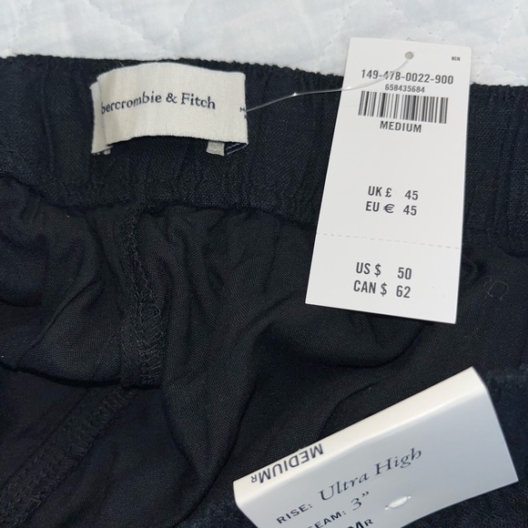 - Abercrombie & Fitch Linen shorts - Picture 3 of 3